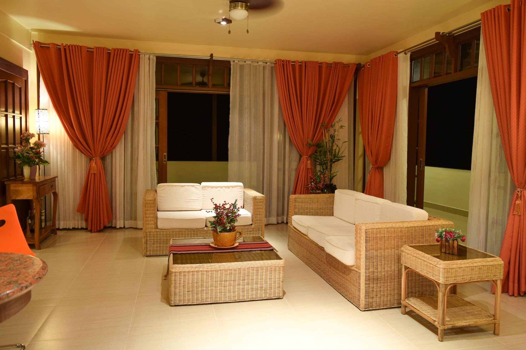 Tribal Hills Mountain Resort Puerto Galera Luaran gambar